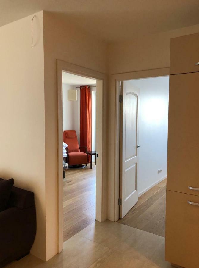 Three-Room Holiday Apartment Паланга Экстерьер фото