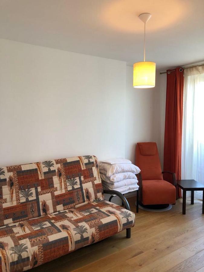 Three-Room Holiday Apartment Паланга Экстерьер фото